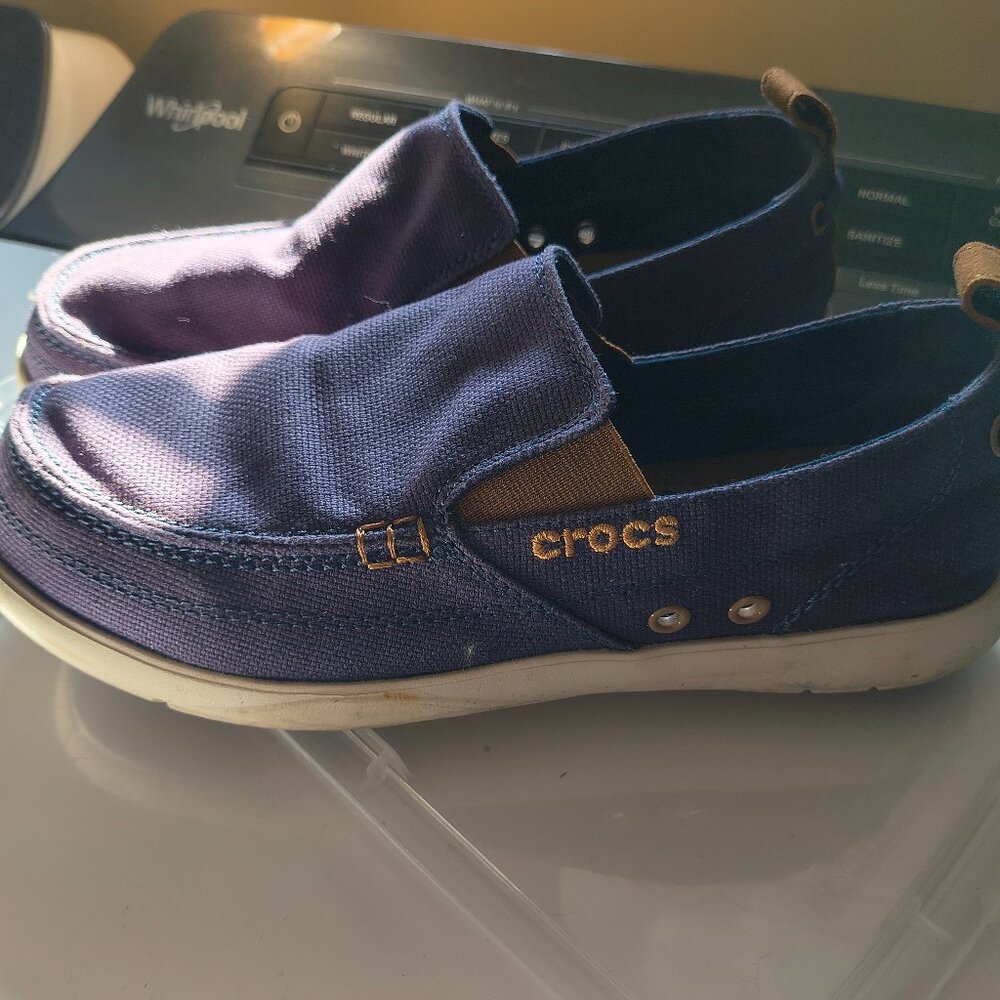 Crocks Woman